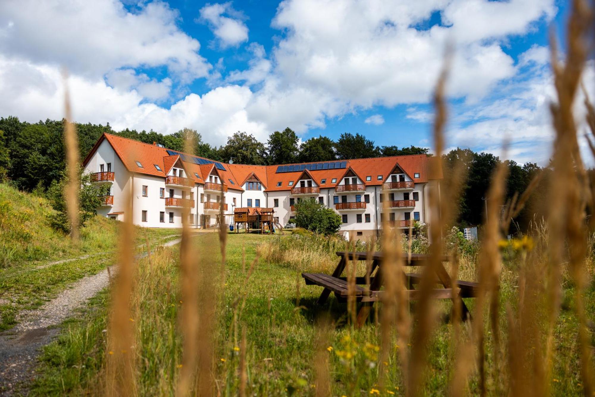 Pytloun Wellness Hotel Hasistejn Místo 외부 사진