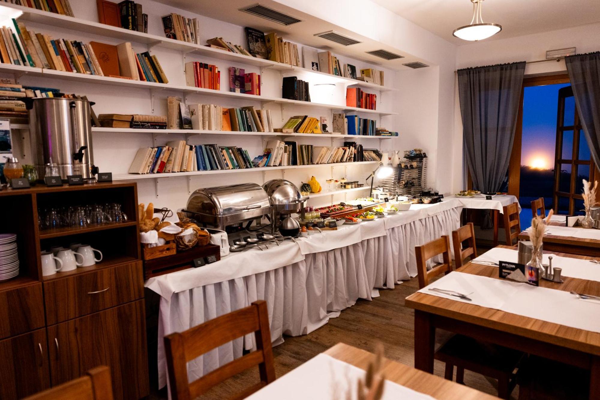 Pytloun Wellness Hotel Hasistejn Místo 외부 사진