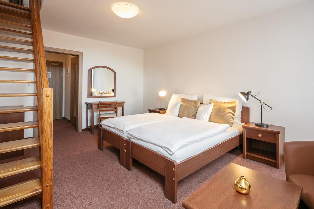 Pytloun Wellness Hotel Hasistejn Místo 외부 사진
