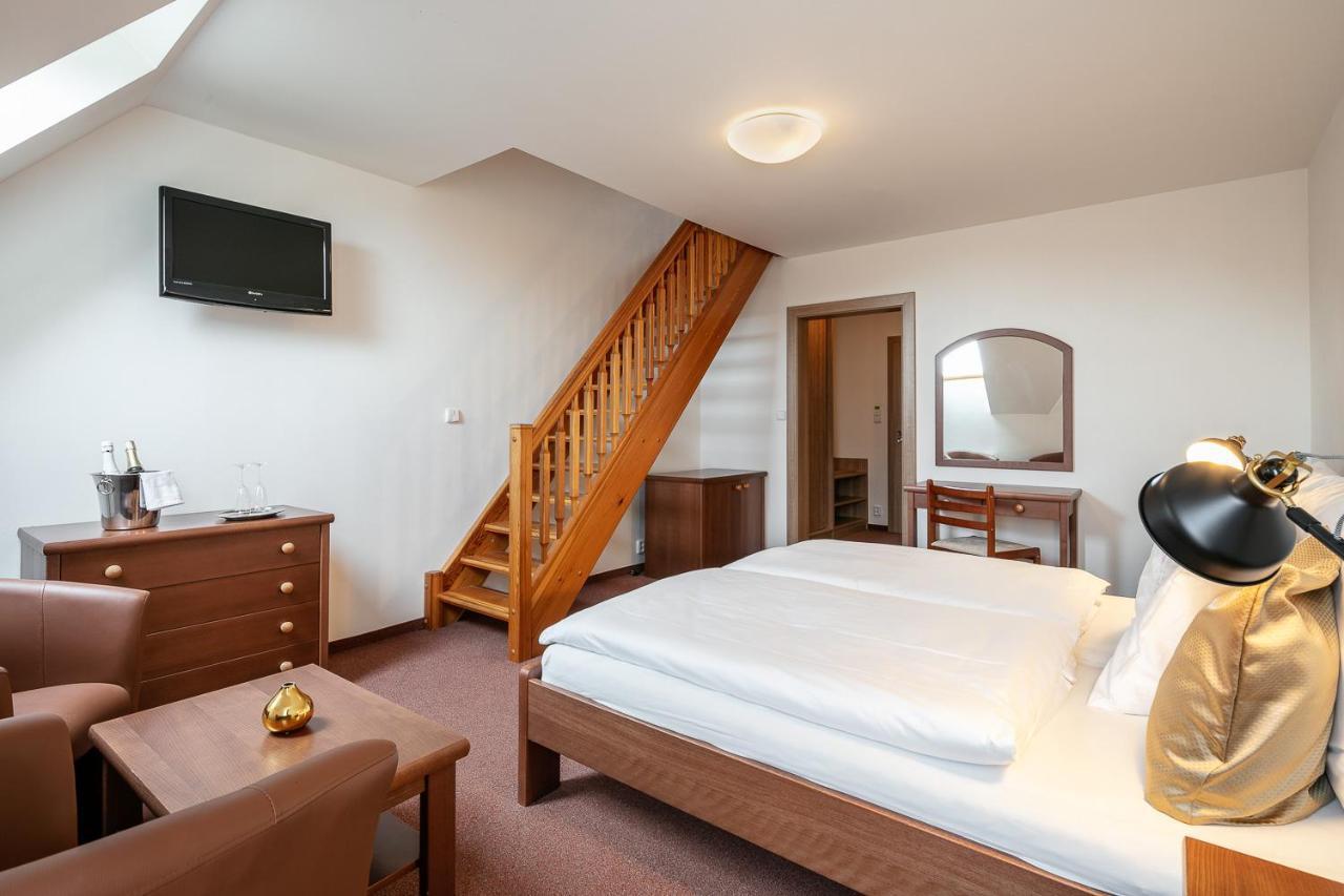 Pytloun Wellness Hotel Hasistejn Místo 외부 사진