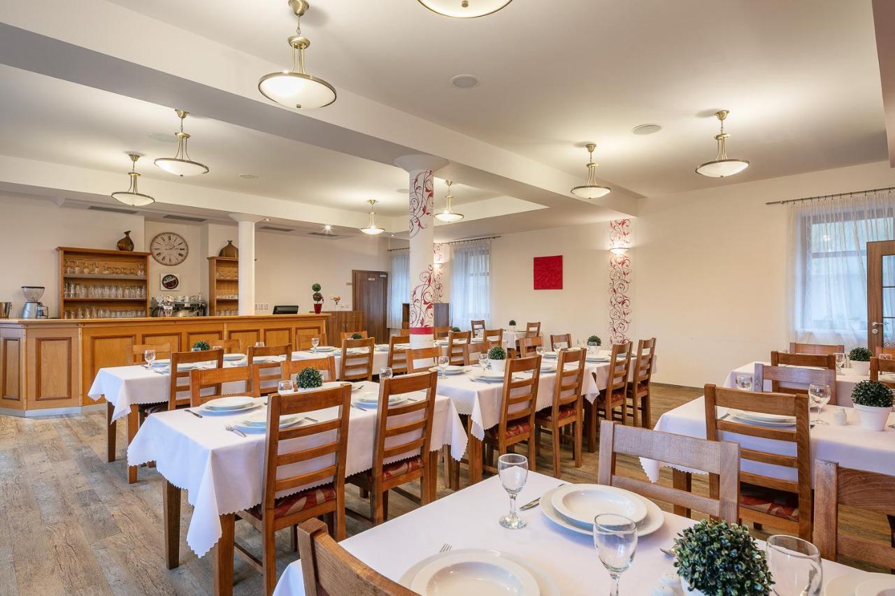 Pytloun Wellness Hotel Hasistejn Místo 외부 사진